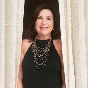 Meet your Posher, Sharon