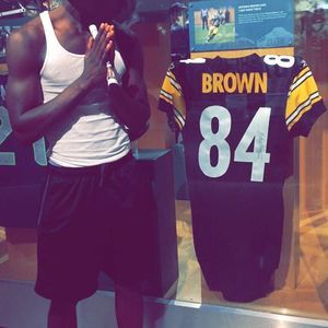 Meet your Posher, Malik