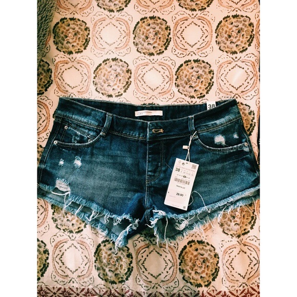 Zara shorts🌟
