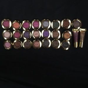 Huge eyeshadow bundle LAST CALL FOR SALE