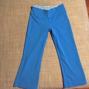 Women Lululemon Capris