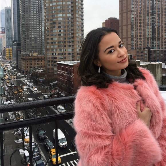 n: Philanthropy 100% Faux Fur Coat/Jacket - Picture 5 of 6