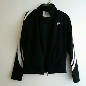 NIKE Jacket **ON SALE Until New Years!**