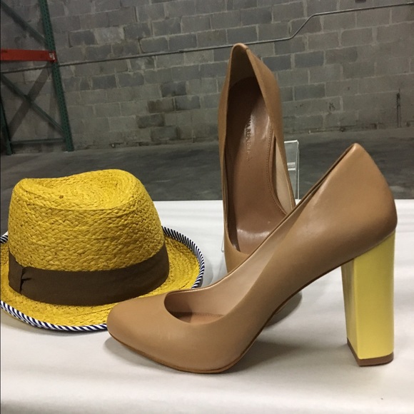 Shoes - Picture 2 of 3