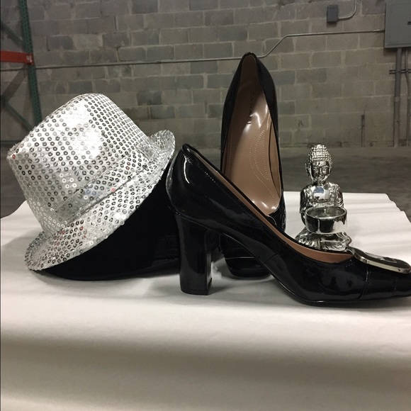 Shoes - Picture 3 of 3