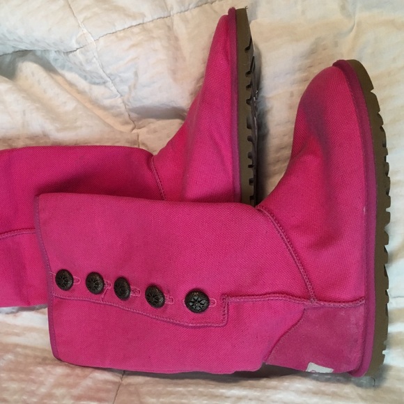 Women's size 6 canvas pink ugh boots!