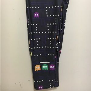 Pac- man leggings!