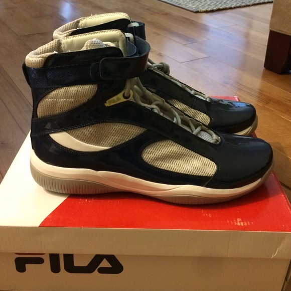 Brand New Fila Helmsman High Top Sneakers NWT Brand New Fila Helmsman High Top Sneakers NWT