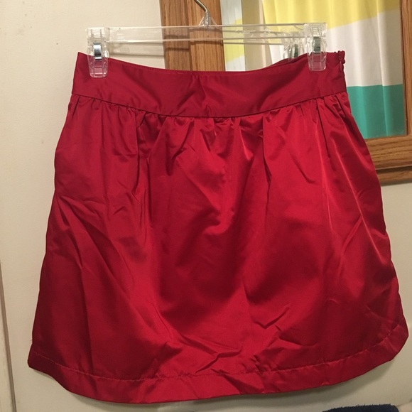 F21 - Red Satin/Silk Skirt with Tulle Underlay