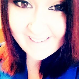 Meet your Posher, Selena