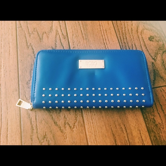 BCBG wallet