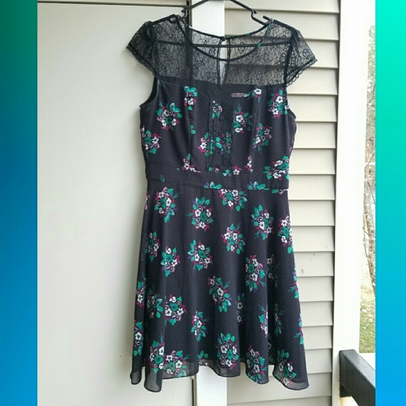 Gorgeous Review Floral Dress