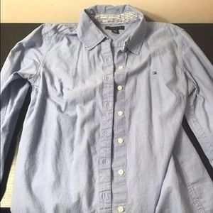 Tommy Hilfiger women's blue button up shirt