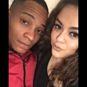 Meet your Posher, Estefani