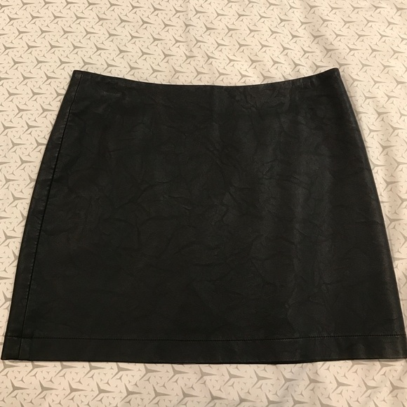 Black faux leather mini skirt