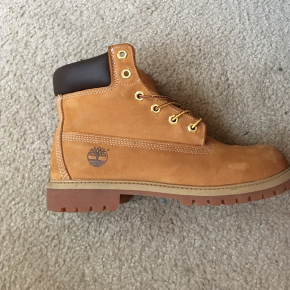 Timberland Boots - Picture 2 of 4