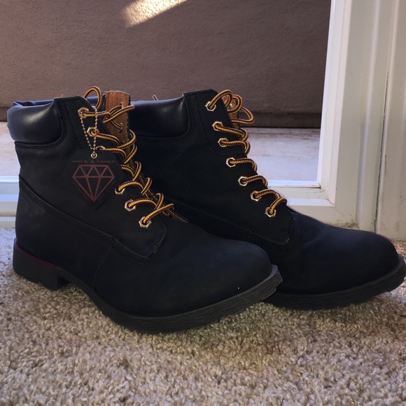 Black Boots