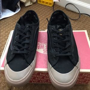 Vans black ball SF