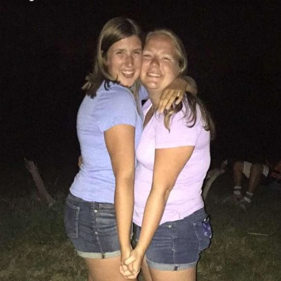 Meet your Posher, Sarah - Picture 1 of 1