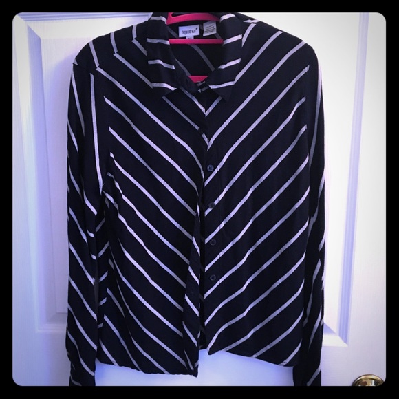 Vintage button up blouse