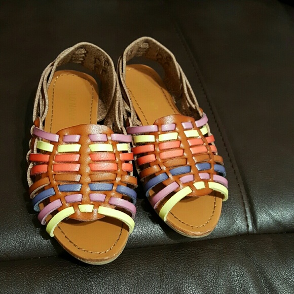 NWOT multi color basket weave sandals