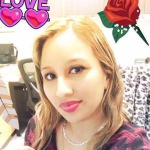 Meet your Posher, Reyna