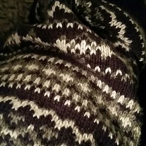 Meet your Posher, Holly