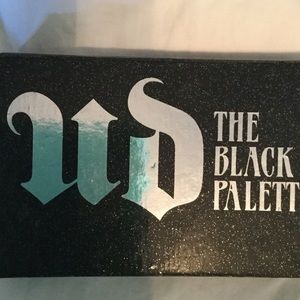 Urban decay the black palette