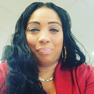 Meet your Posher, Iona