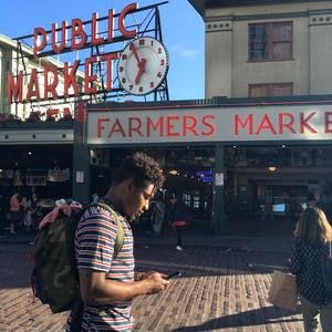 Meet your Posher, Darius