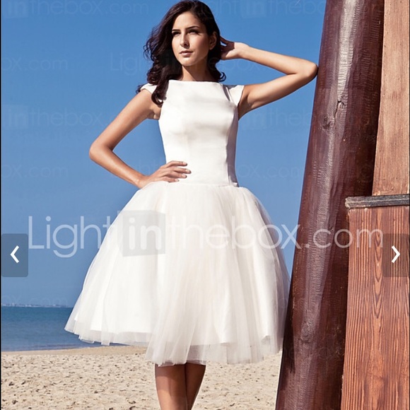 NWT Ivory Tulle Audrey Hepburn Wedding Dress