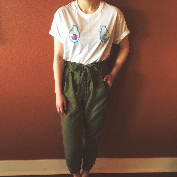 Limited Edition Handmade Grunge Avoboob Tee ๐ฅ - Picture 2 of 4