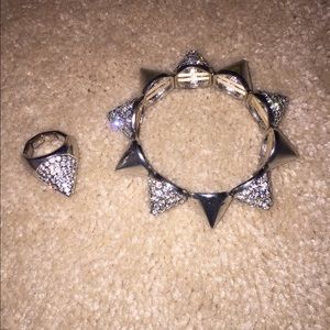Spiked silver bracelet and ring set!