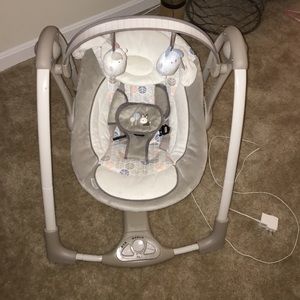 Baby swing