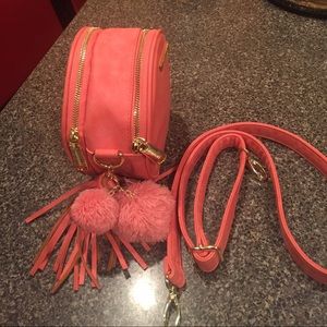 LAST CHANCE Cute Steve Madden bag