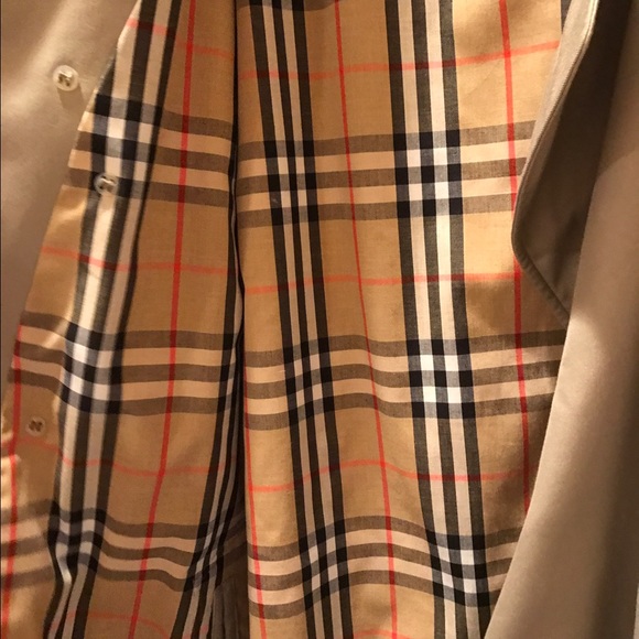 Honey Burberry Trench Coat - Picture 3 of 4