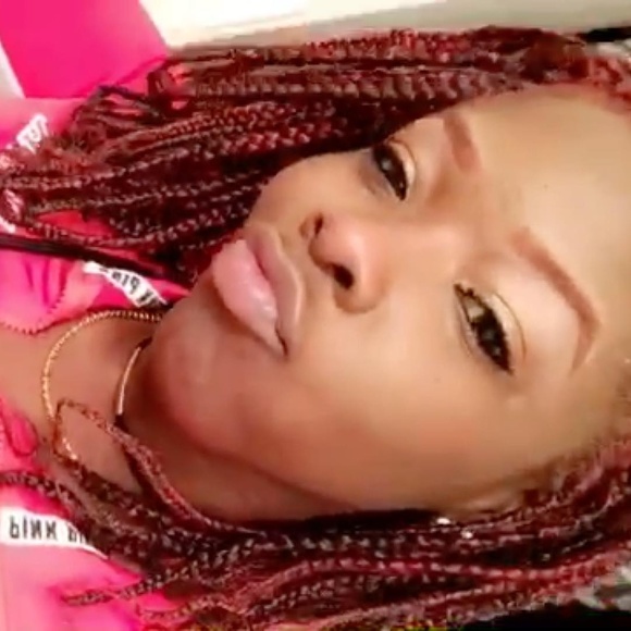 Meet your Posher, Keshell - Picture 1 of 1