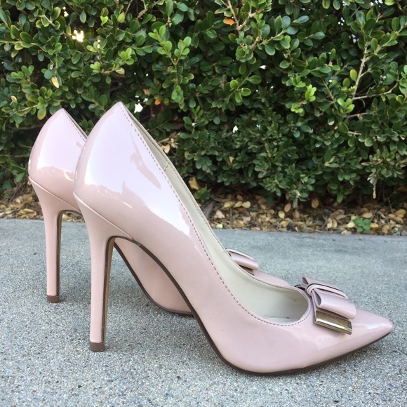 Kardashian Pump