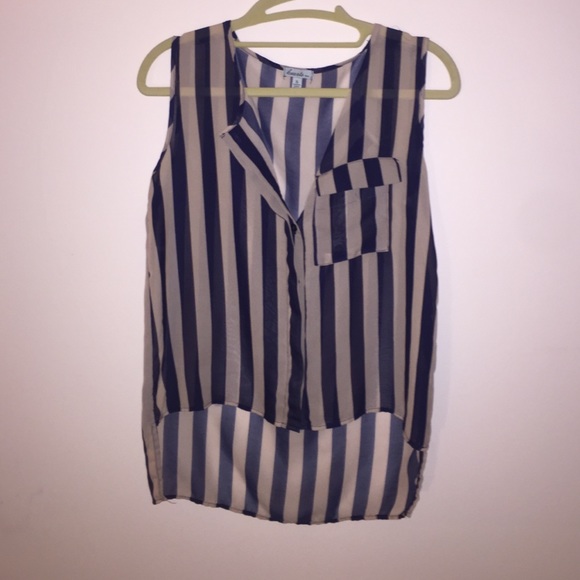 Stripped, high-low, no sleeve blouse