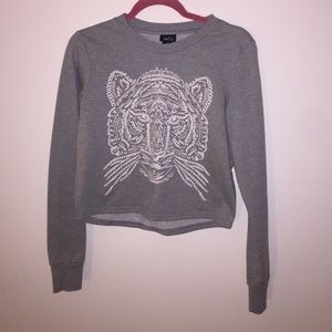 Grey tiger print cropped sweater