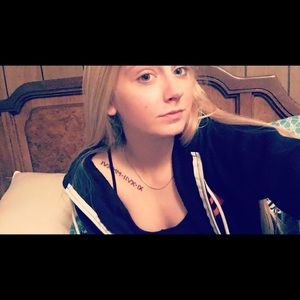 Meet your Posher, Haley