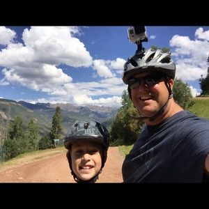 Meet your Posher, Marc