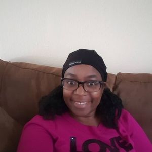 Meet your Posher, Daphne