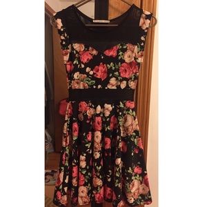 Floral Mesh Panel Sleeveless Dress