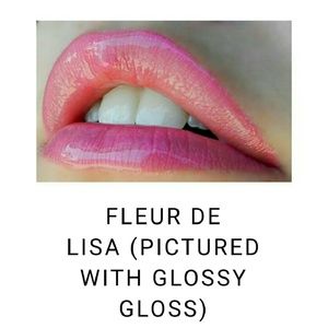 Lipsense: Fleur de Lisa