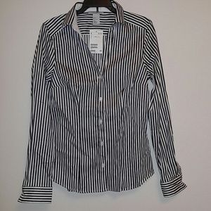 💥FINAL SALE💥H&M Striped Button Down Blouse