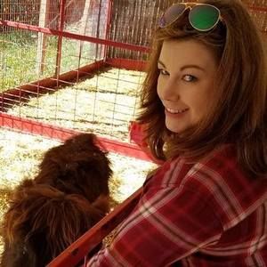 Meet your Posher, Lindsey