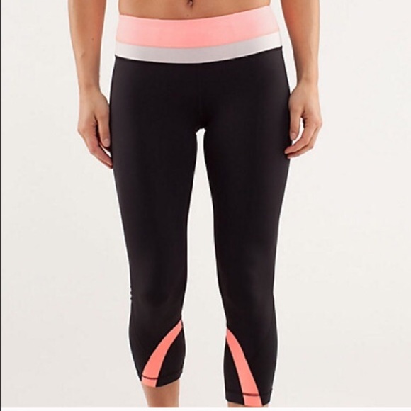 Lululemon Athletica running crop