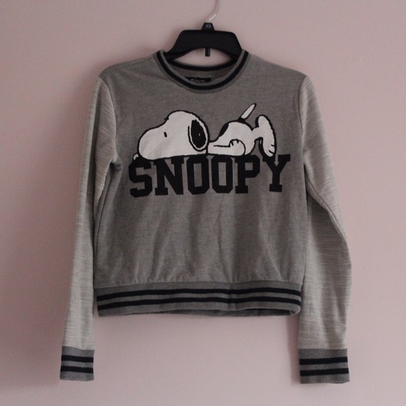 Peanut's Snoopy Sweater