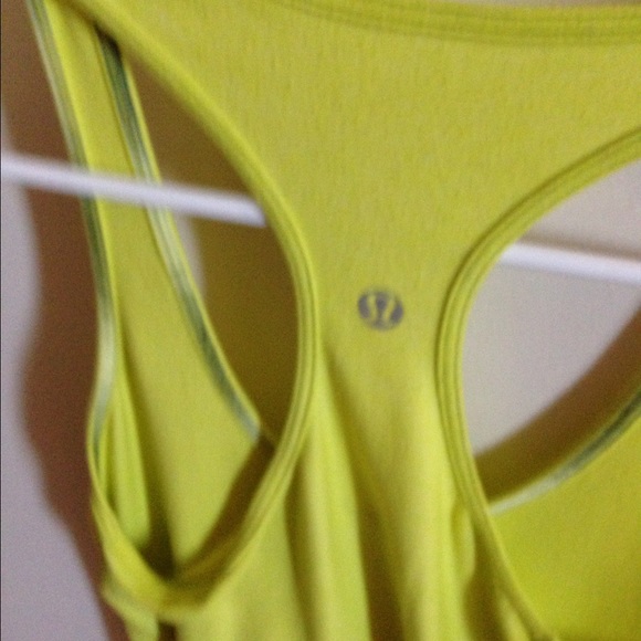Lululemon - Picture 3 of 4